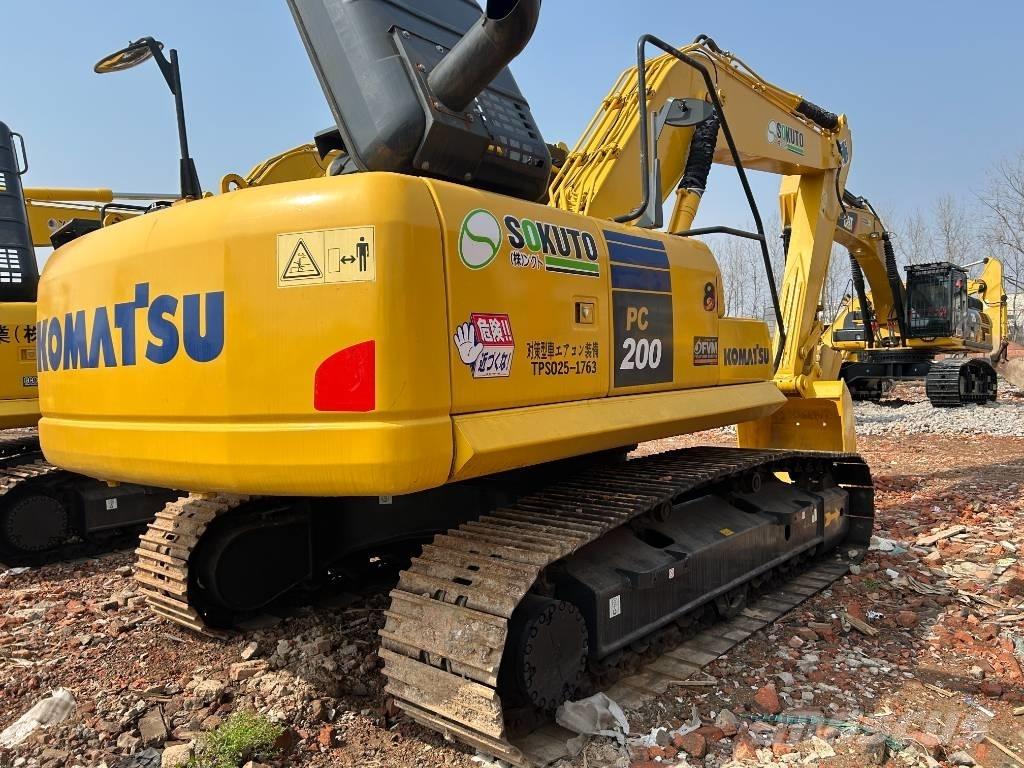 Komatsu PC 200-8 大型油圧ショベル12t以上（パワーショベル・ユンボ）