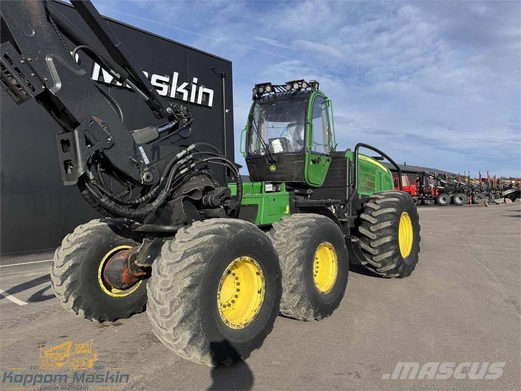 John Deere 1470E ハーベスター