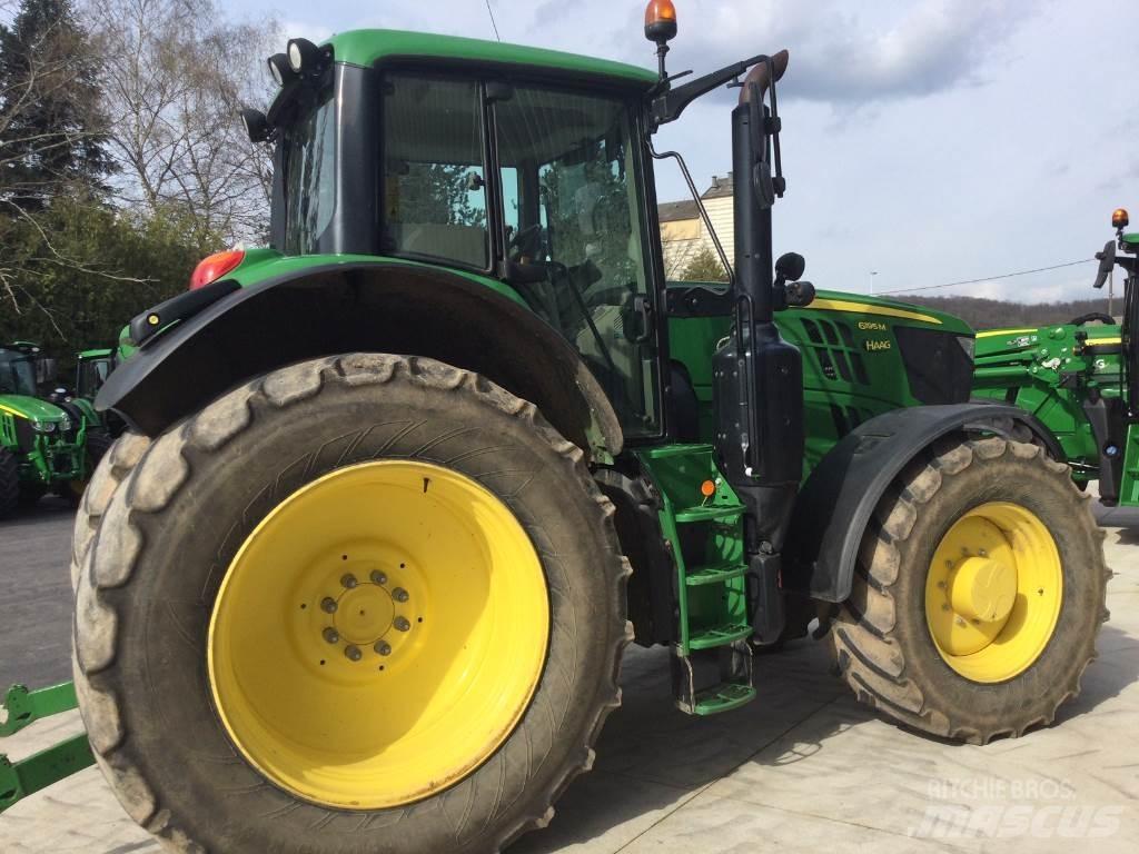 John Deere 6195M トラクター