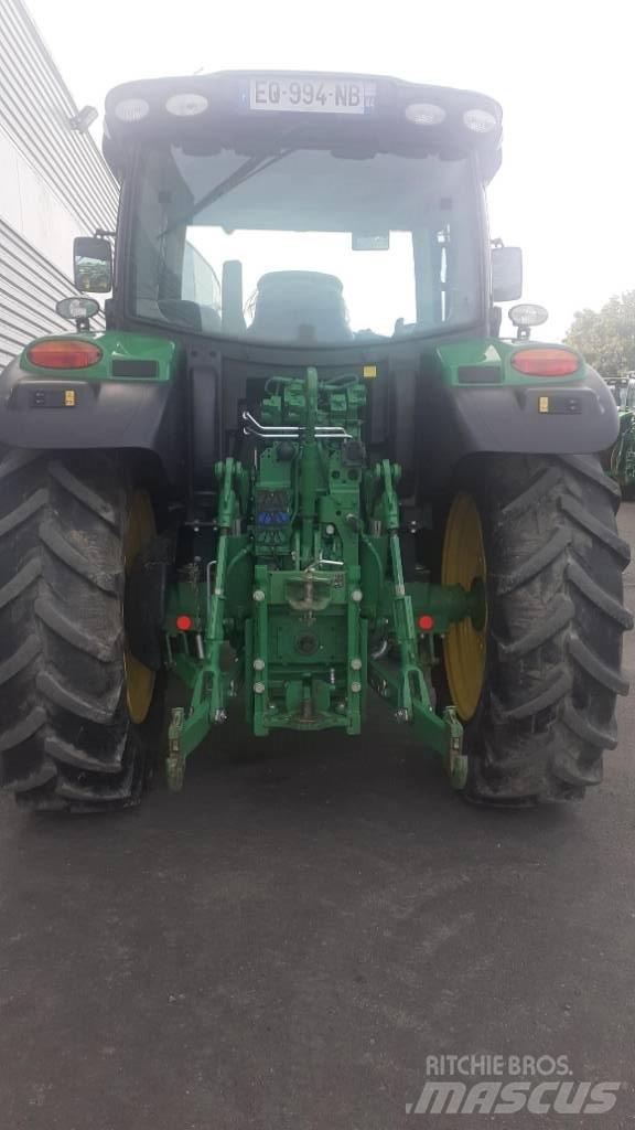 John Deere 6110 R トラクター