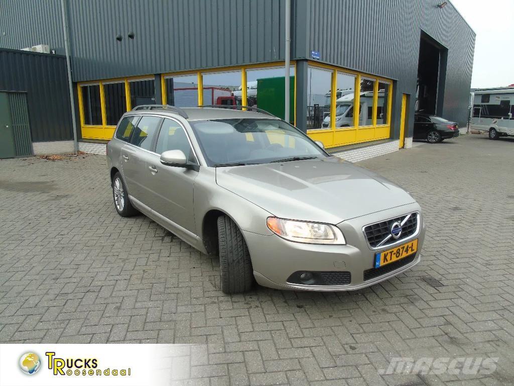 Volvo V70 + manual 自動車