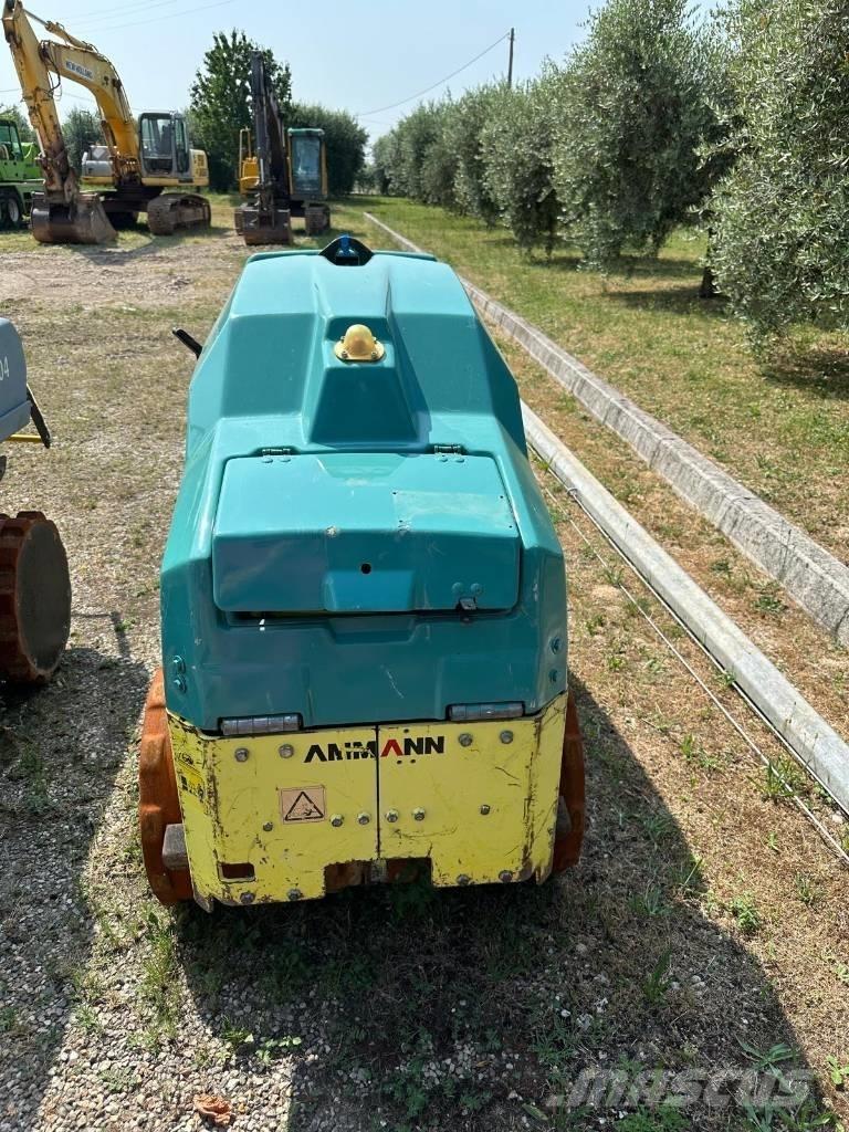 Ammann Rammax 1575 ソイルコンパクター