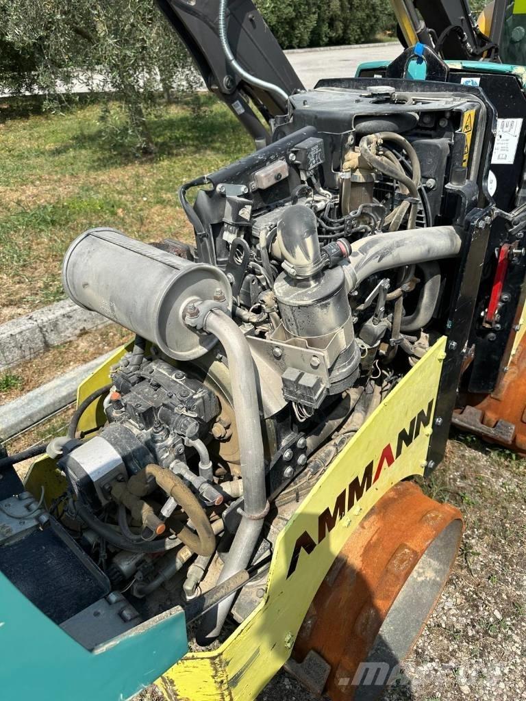 Ammann Rammax 1575 ソイルコンパクター