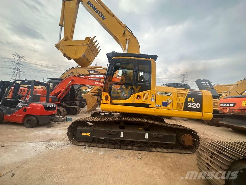 Komatsu PC 220-8 大型油圧ショベル12t以上（パワーショベル・ユンボ）