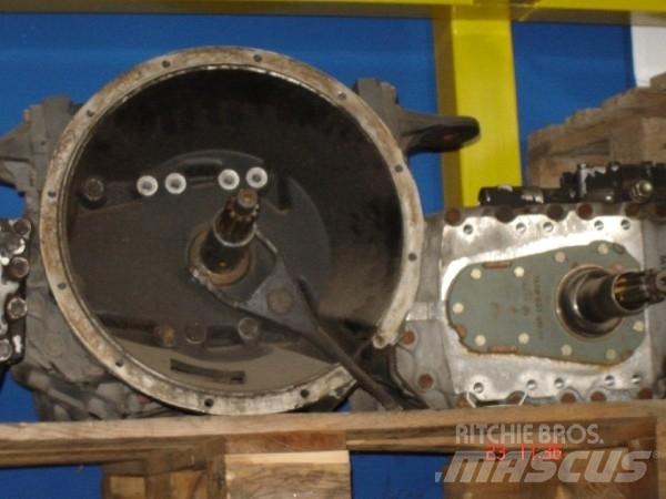 ZF 6 S 850 ギアボックス