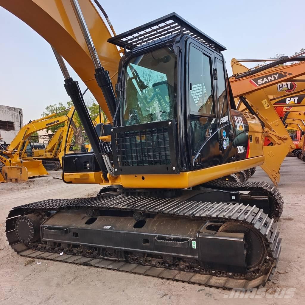 CAT 320D2L 特殊油圧ショベル
