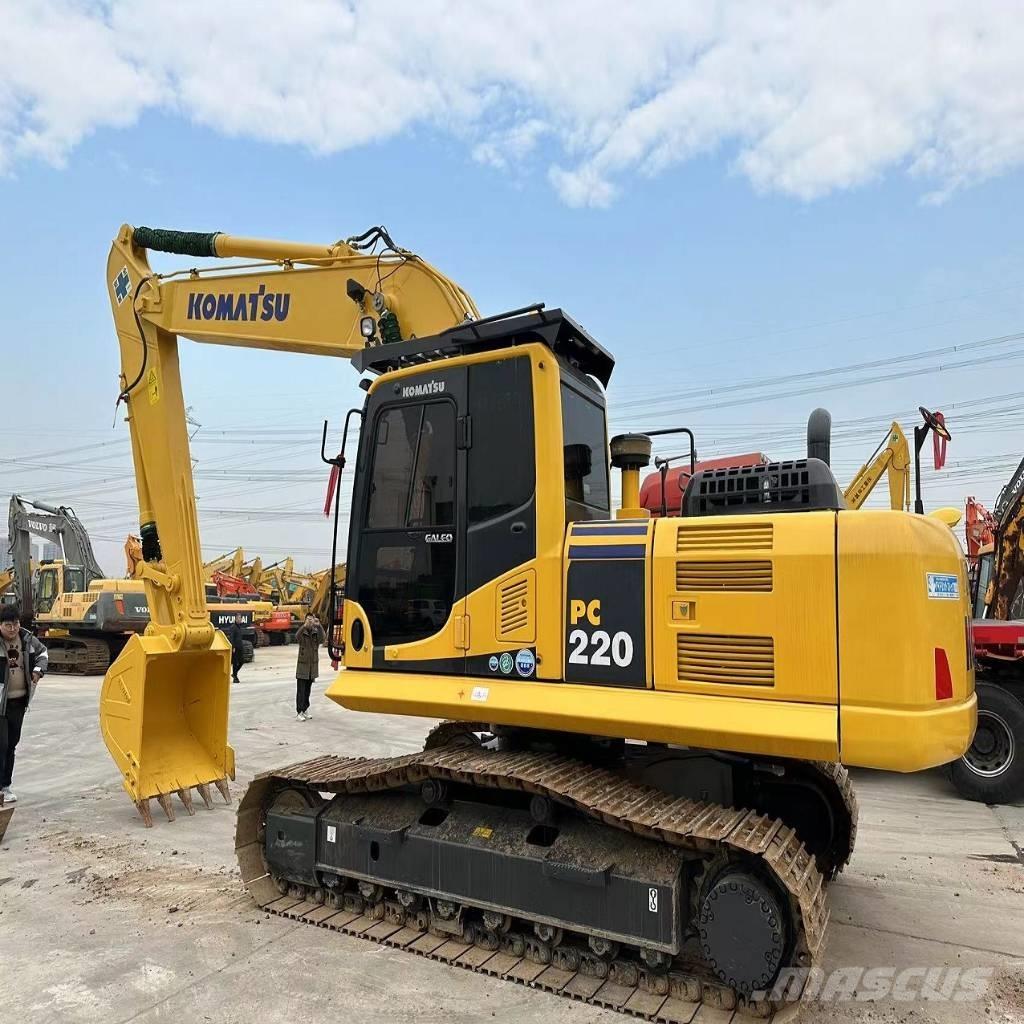 Komatsu PC 220-8 大型油圧ショベル12t以上（パワーショベル・ユンボ）