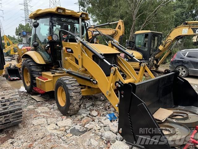 CAT 420 F バックホーローダー