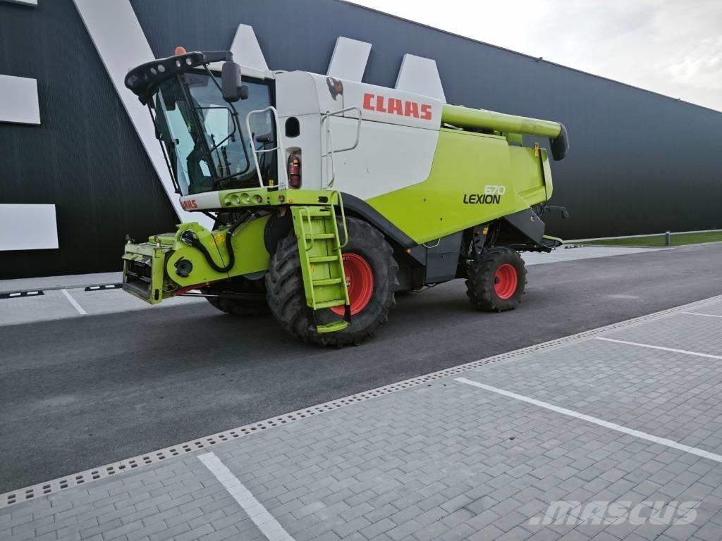 CLAAS Lexion 670 コンバイン
