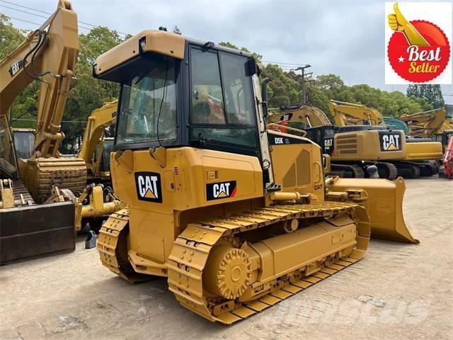CAT D 5 K ブルドーザー