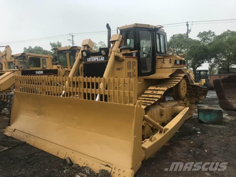 CAT D 6 R ブルドーザー