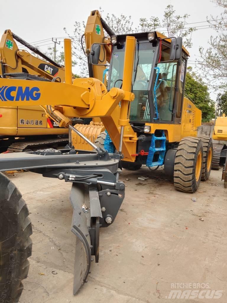 XCMG GR 2153 モーターグレーダー