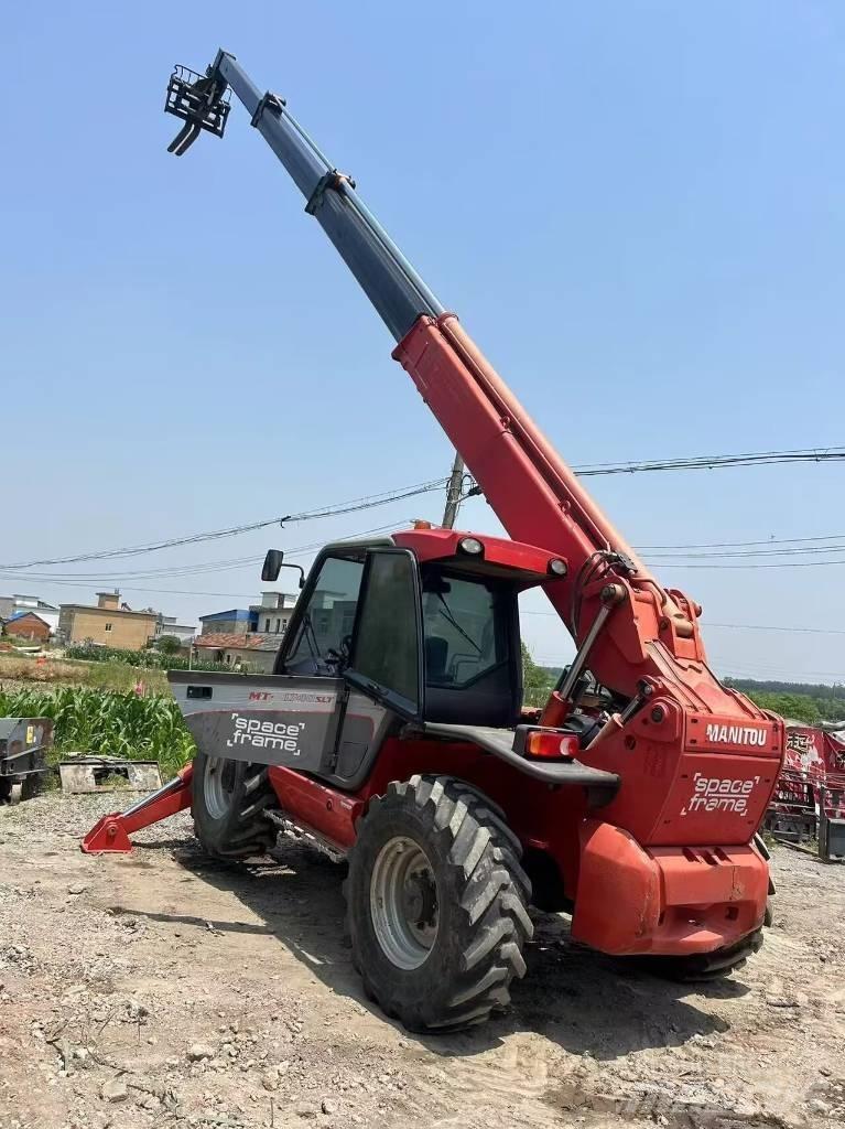 Manitou MT 1740 SL T スキッドステアローダー