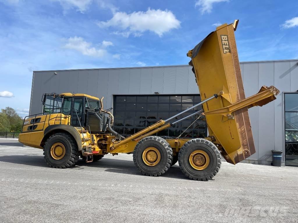 Bell B 35 E 2x units アーティキュレート式ダンプトラック
