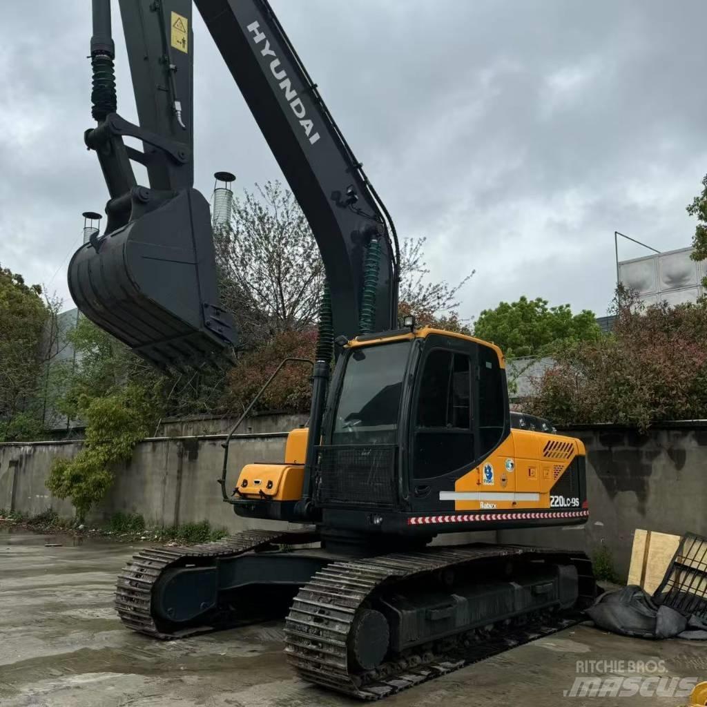 Hyundai R220LC-9S 大型油圧ショベル12t以上（パワーショベル・ユンボ）