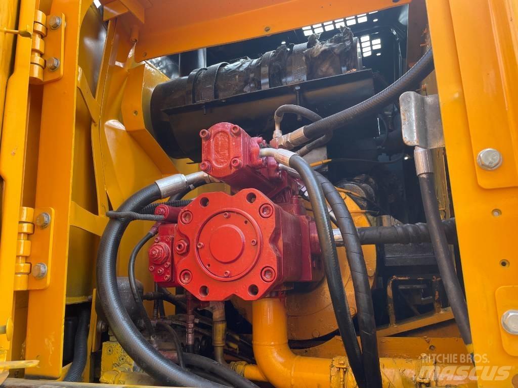 Hyundai R150W ホイール式油圧ショベル（パワーショベル・ユンボ・バックホー）