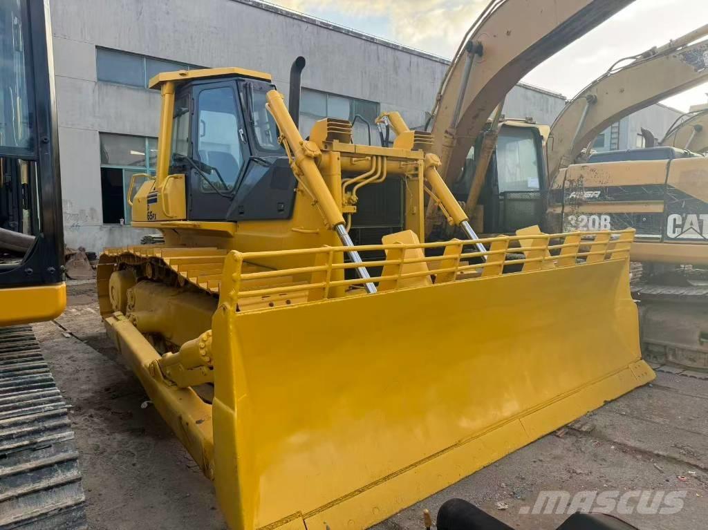 Komatsu D 65 PX-12 ブルドーザー