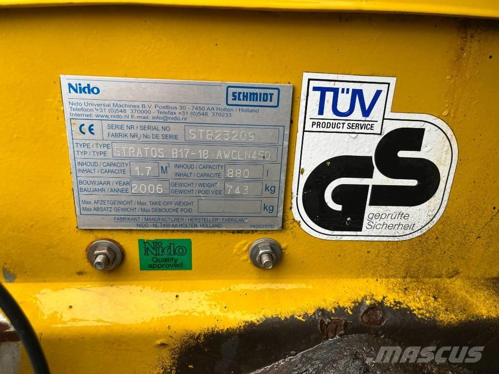 Nido Stratos 砂と塩撒き専用車