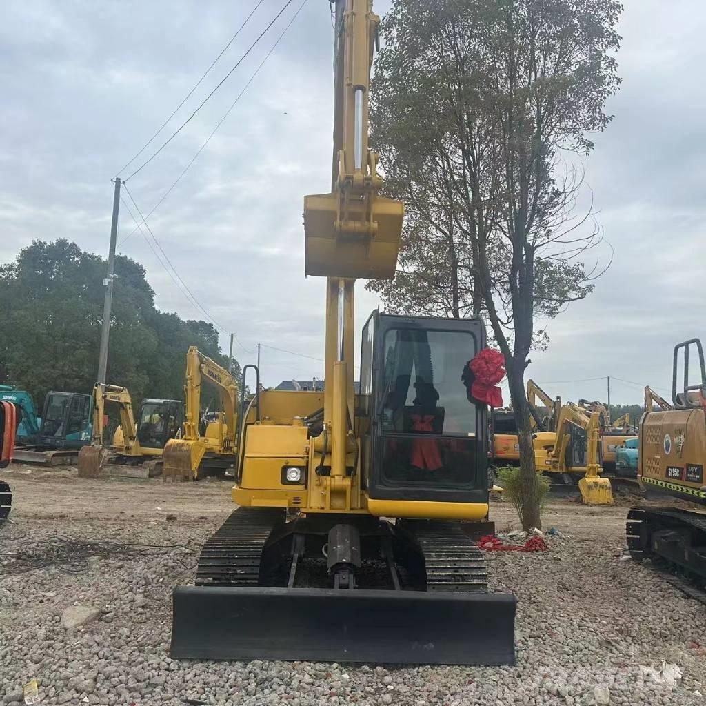 Komatsu PC 70-8 大型油圧ショベル12t以上（パワーショベル・ユンボ）