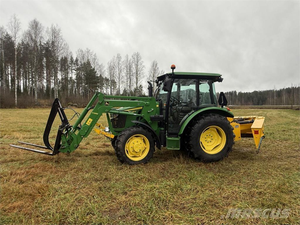 John Deere 5058E トラクター