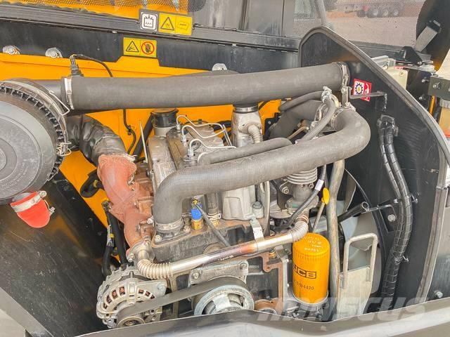 JCB 530-70 HI VIZ テレスコーピックハンドラー