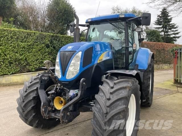 New Holland T 6080 トラクター