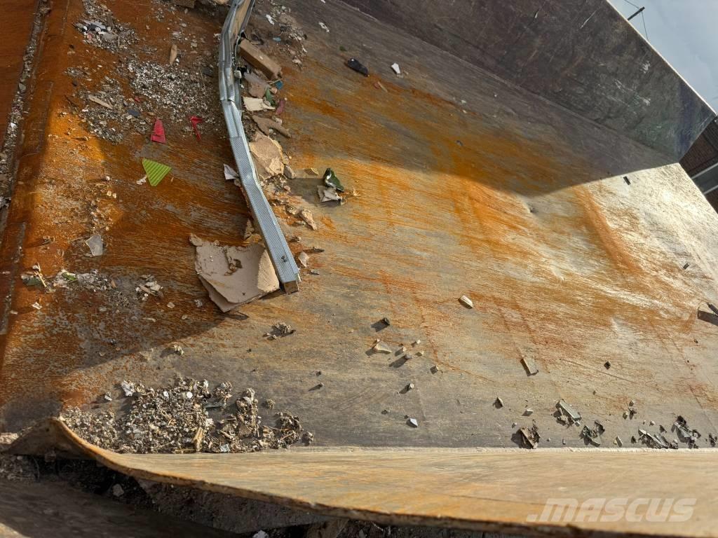 Haas Tyron 2000 XL 廃棄物シュレッダー