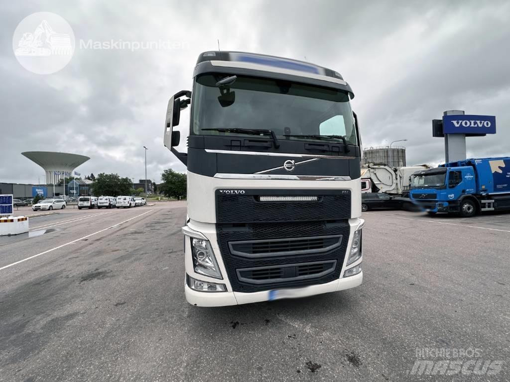 Volvo FH 500 EKIPAGE アームロール