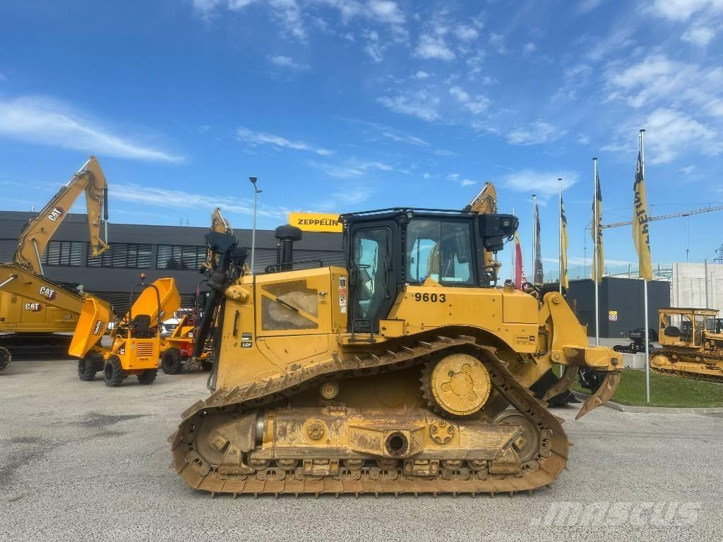 CAT D 6 XE ブルドーザー