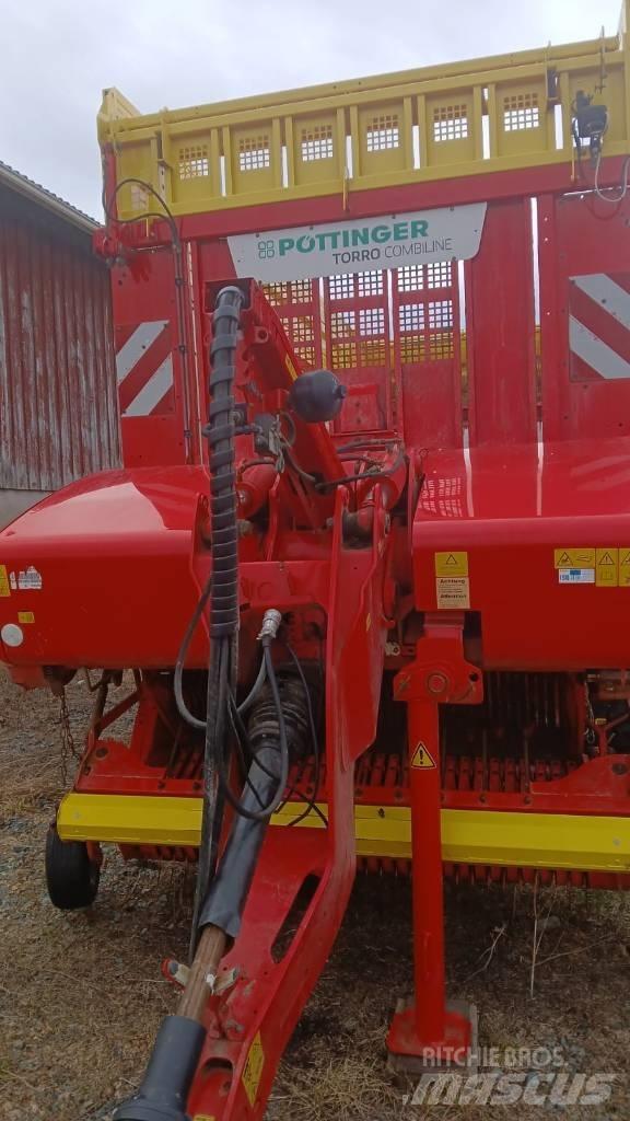 Pöttinger Torro 6010 セルフローディングトレーラー
