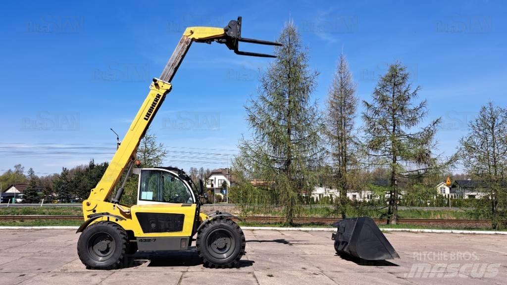 Liebherr TL 432-7 テレスコーピックハンドラー