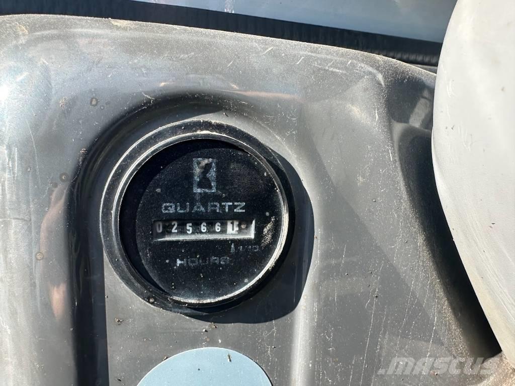 Kobelco SK 27 SR-5 ミニ油圧ショベル 7t以下（ミニユンボ・ミニディガー）