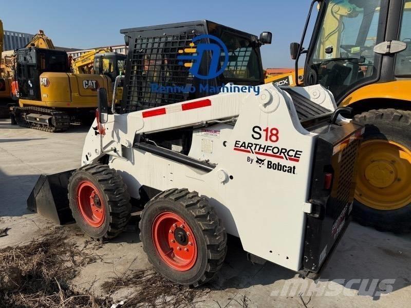 Bobcat S 18 スキッドステアローダー