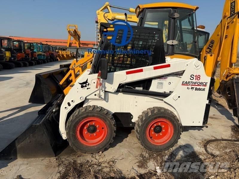 Bobcat S 18 スキッドステアローダー