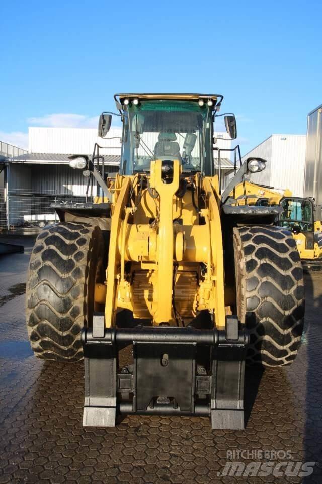CAT 966M ホイールローダー・タイヤショベル