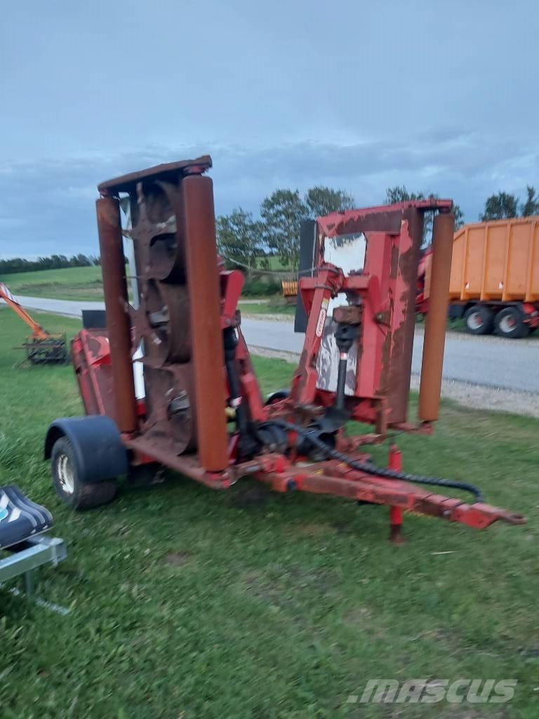 Trimax G2 493 DL 牽引式モア/芝刈り機