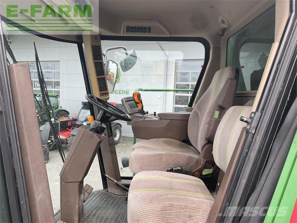 John Deere t560hm コンバイン