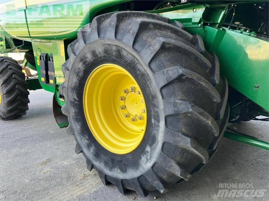 John Deere t560hm コンバイン