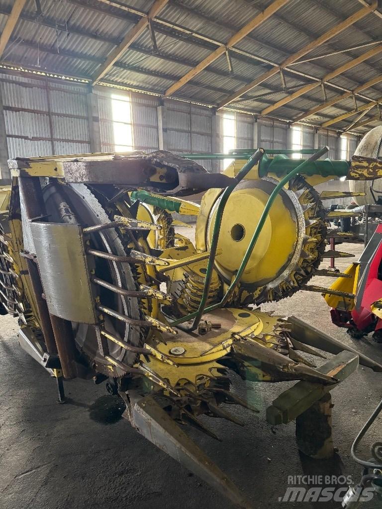 John Deere 7250 フォレージハーベスター