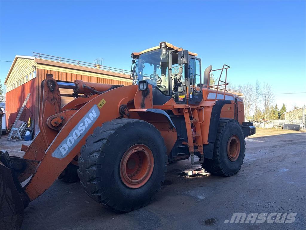 Doosan DL 550-3 ホイールローダー・タイヤショベル