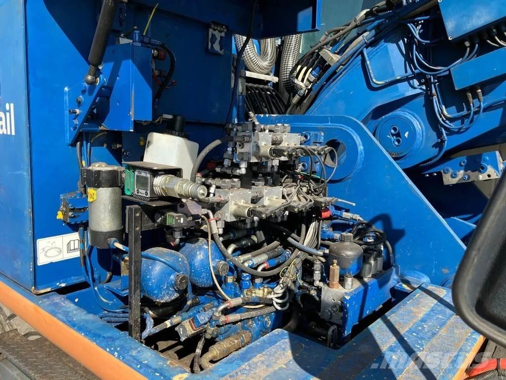 Atlas 160WSR ホイール式油圧ショベル（パワーショベル・ユンボ・バックホー）