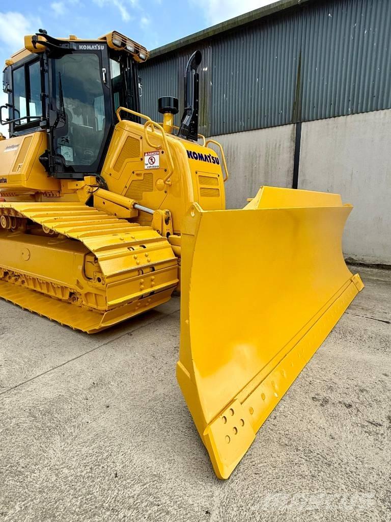 Komatsu D 61 PXi-24 ブルドーザー