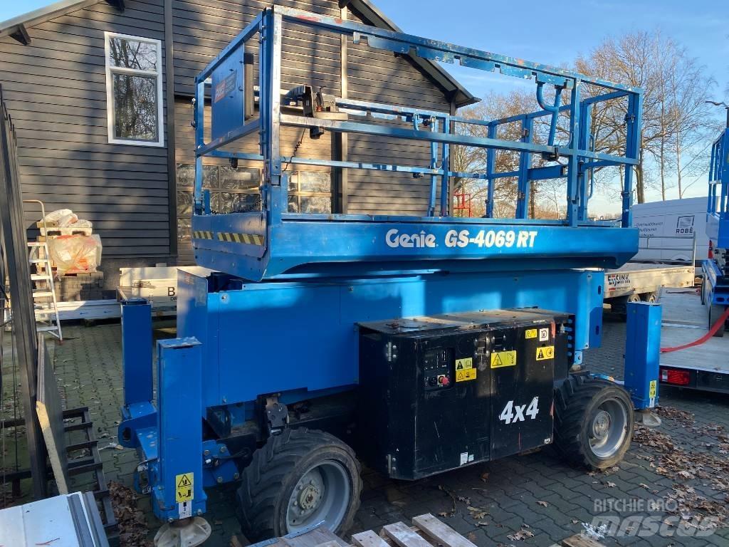 Genie GS 4069 RT シザースリフト