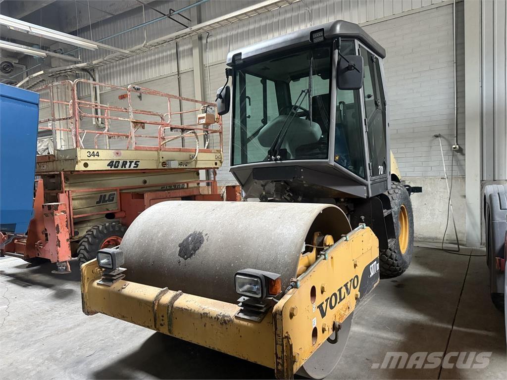 Volvo SD77 振動ローラ