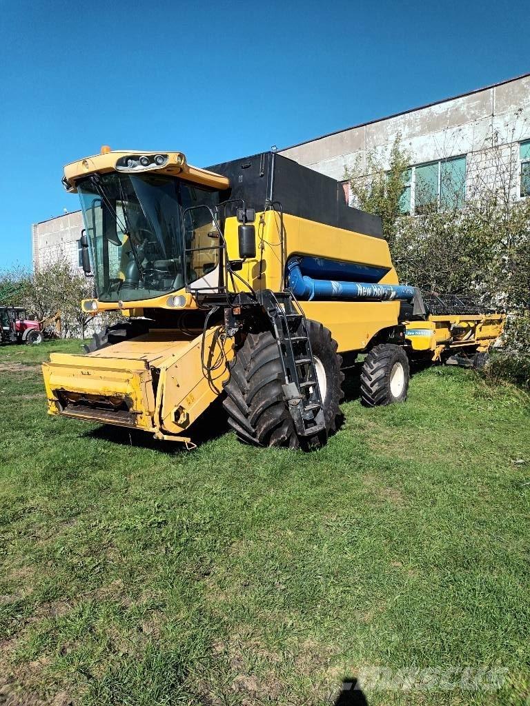 New Holland CS 6080 コンバイン
