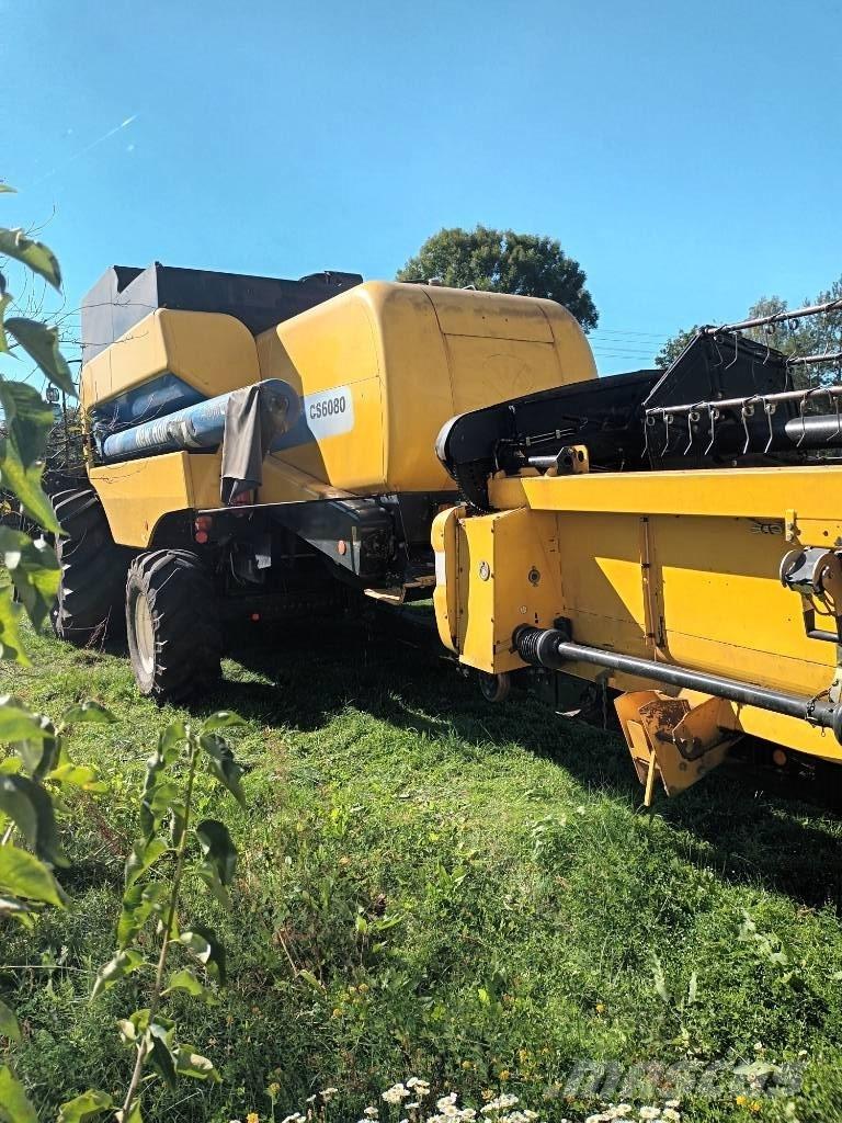New Holland CS 6080 コンバイン