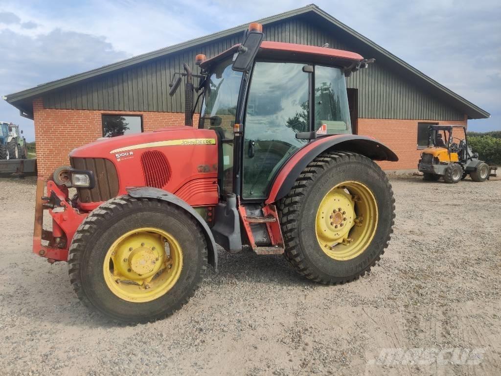 John Deere 5100 R トラクター