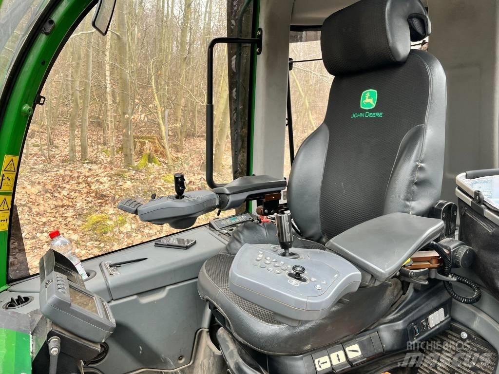 John Deere 1210 E フォワーダー