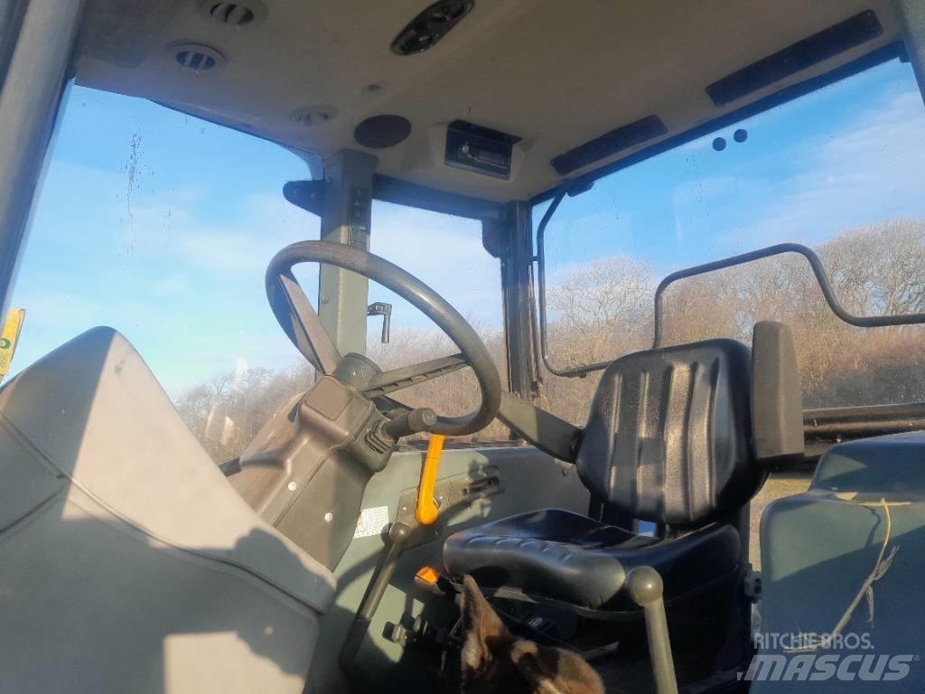 New Holland TL 5060 トラクター