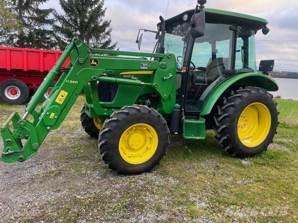 John Deere 5050E トラクター